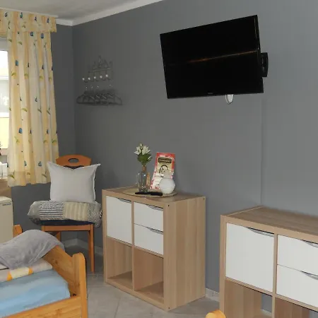 Ebeling Under Rainbow شقة