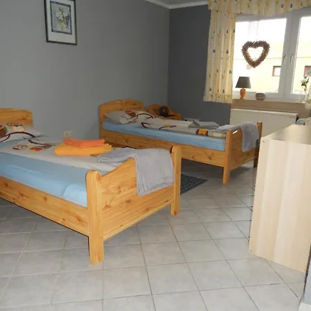 Ebeling Under Rainbow Dassel