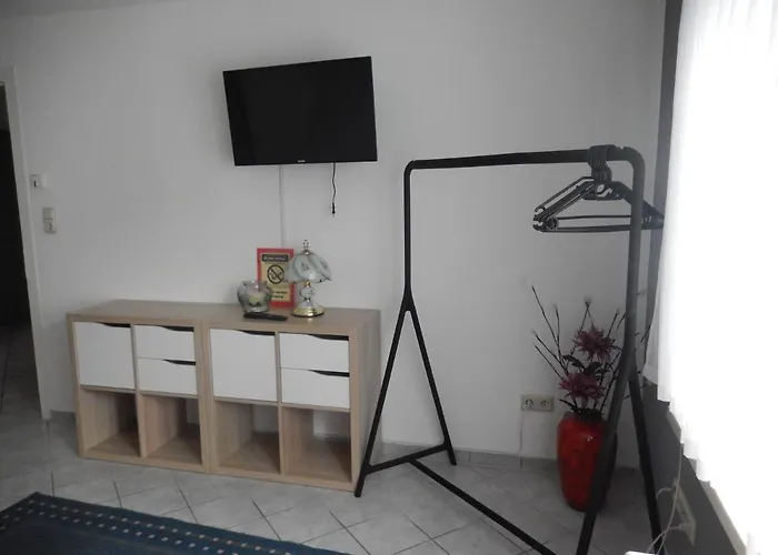 Ebeling Under Rainbow *